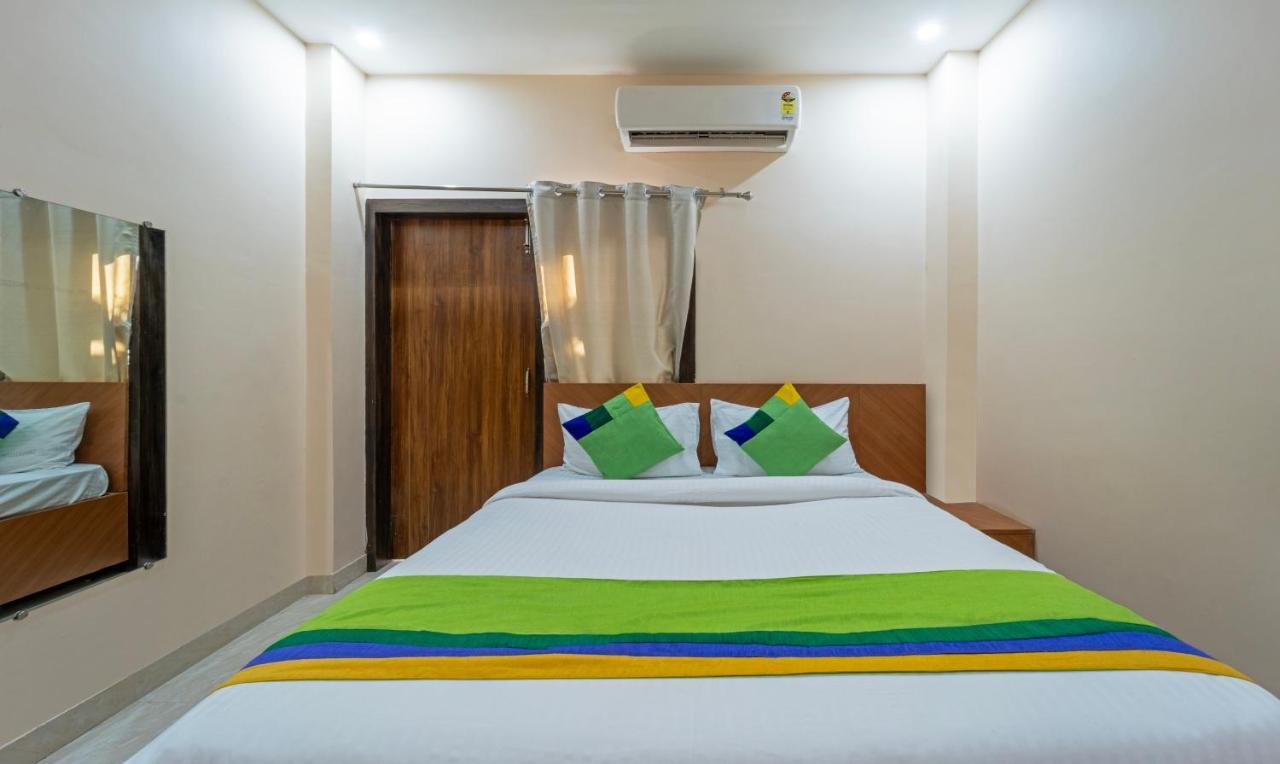 Treebo Raj Palace Hotell Varanasi Eksteriør bilde
